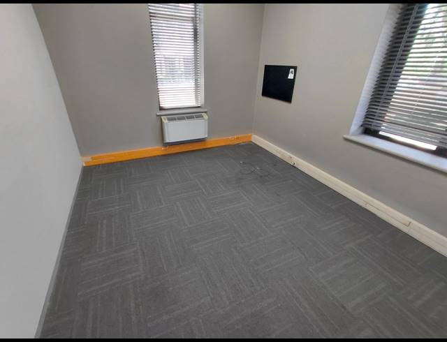 535M² OFFICE TO LET IN MAGALIESSIG
